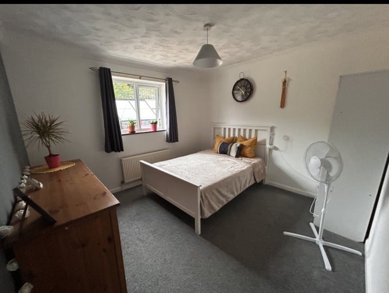 Double room for rent.