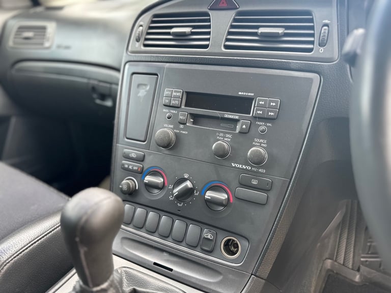 VOLVO V70 2.4 140 Torslanda