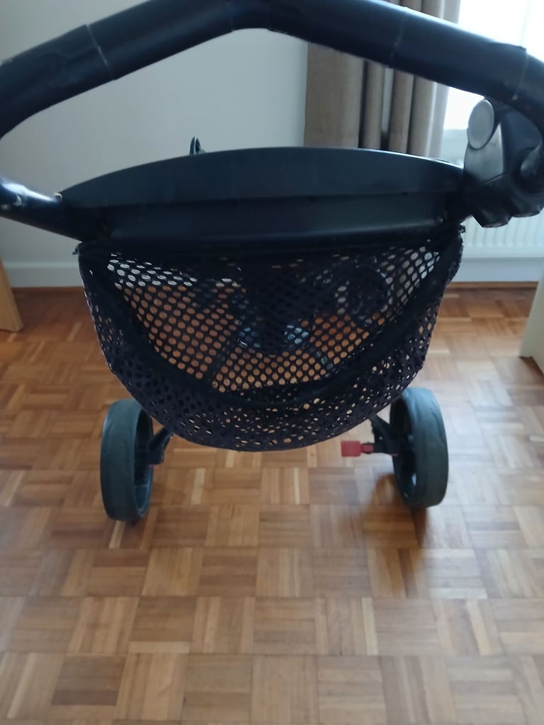 Masters 3 wheel push trolley 