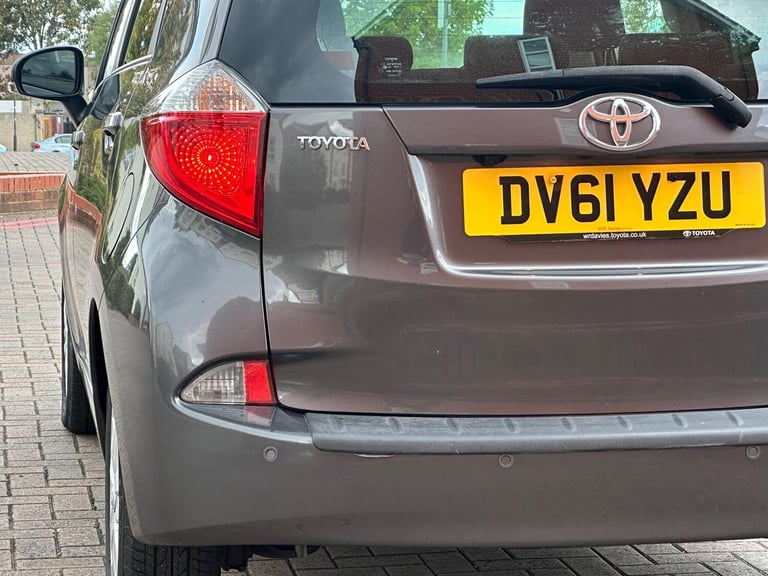 2011 Toyota Verso 1.33 Dual VVT-i T Spirit Euro 5 5dr MPV Petrol Manual