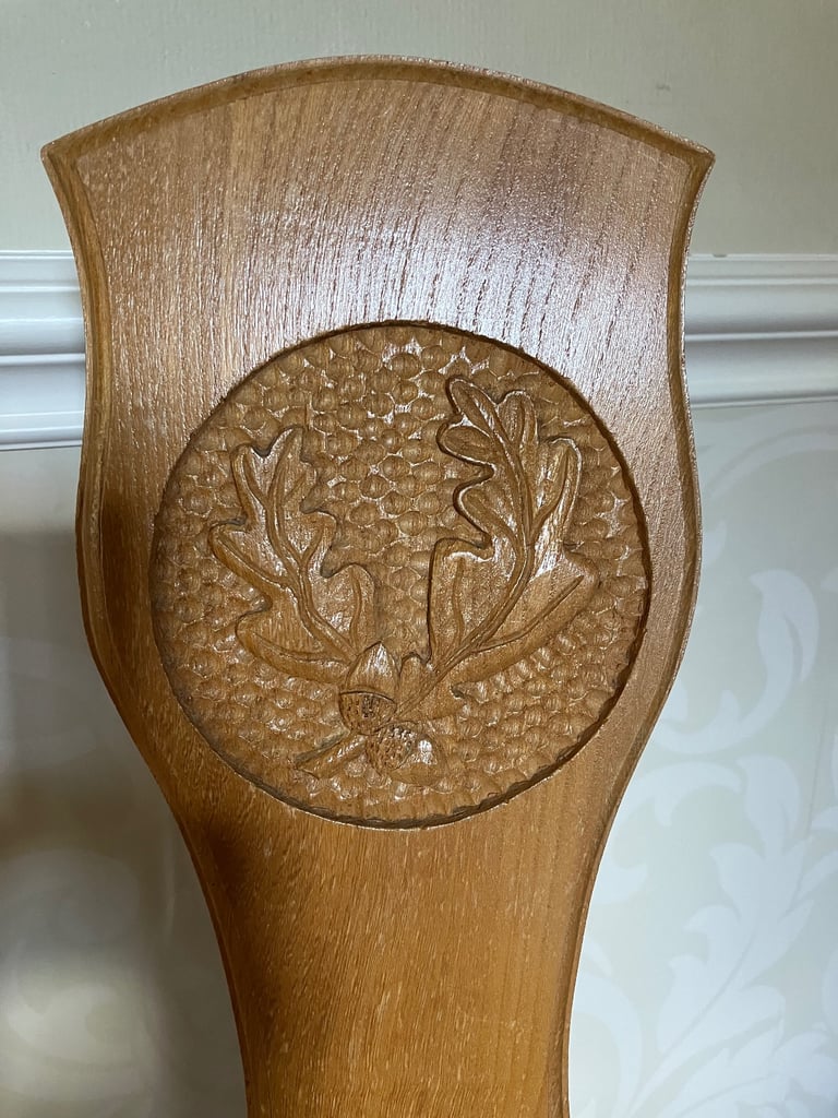 Spinning wheel chair