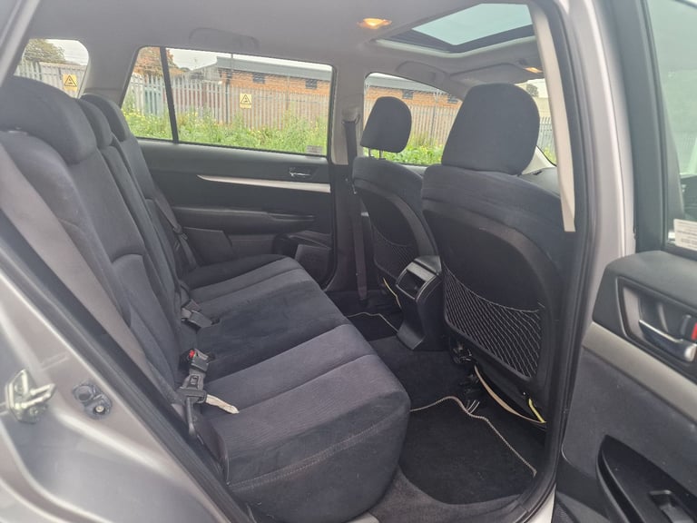 Subaru, OUTBACK,all wheels drives Estate, 2011, Manual, 1998 (cc), 5 doors