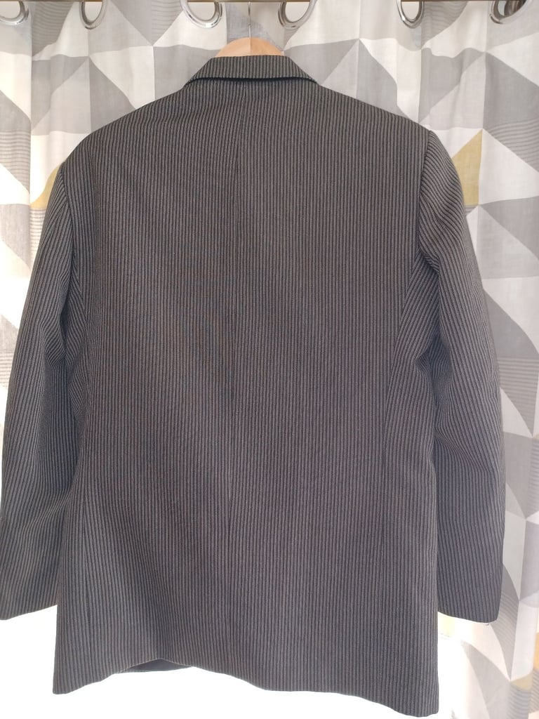 EMPORIUM MENS PRE-OWNED 2 PC SUIT £14.99