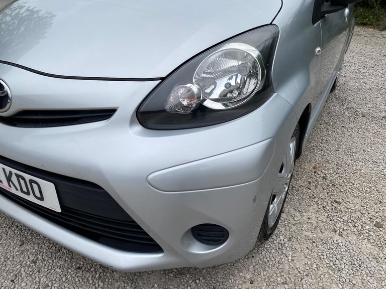 2012 Toyota AYGO 1.0 VVT-i Ice 5dr HATCHBACK PETROL Manual