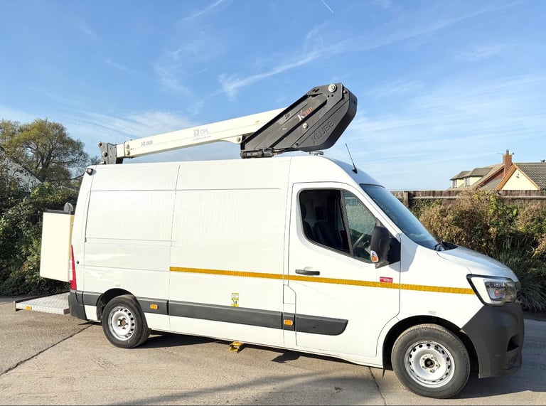 2020 RENAULT MASTER 35 KLUBB ACCESS PLATFORM EURO6 3.5T CAR LICENSE 48,000 MILES