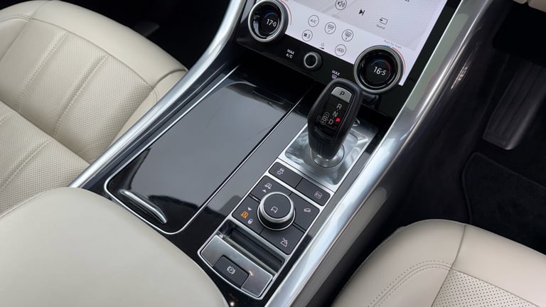 2021 Land Rover Range Rover Sport 2.0 P400e HSE Dynamic 5dr Auto ESTATE PETROL/ELECTRIC Automatic