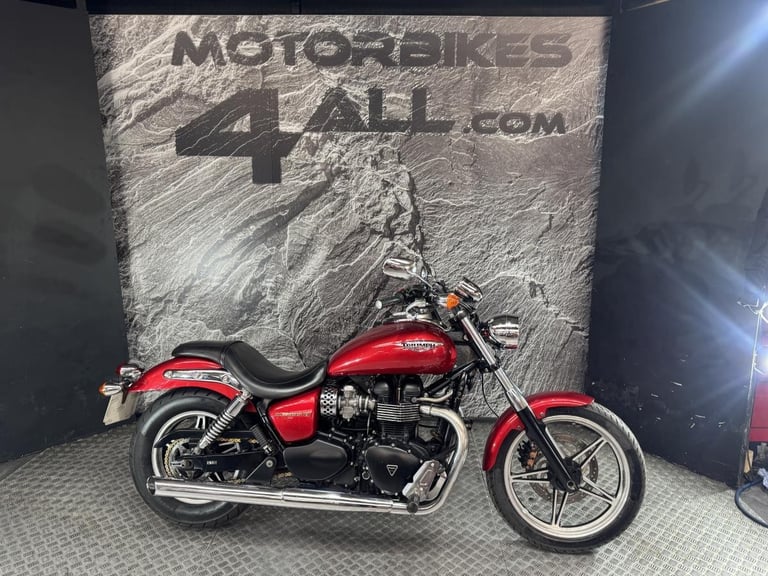TRIUMPH SPEEDMASTER 865 2011
