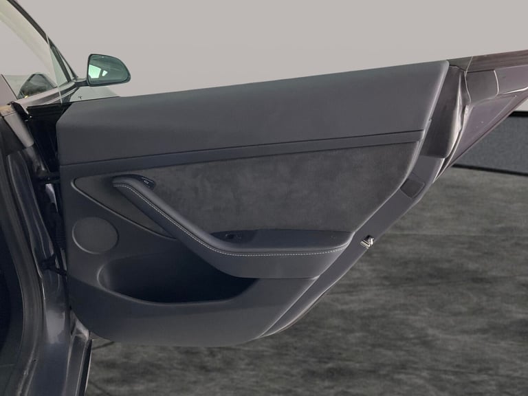 2021 Tesla Model 3 Long Range AWD 4dr Auto SALOON ELECTRIC Automatic