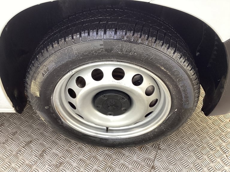 2023 Peugeot Partner BlueHDi 950 Professional Premium + LWB A/C Euro 6 LWB Panel Van Diesel Manual