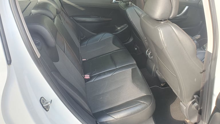 PEUGEOT 308 GTI