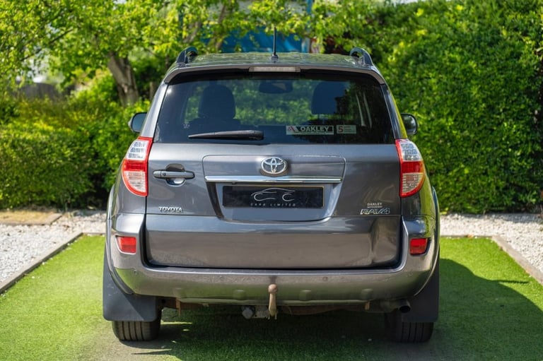 2012 Toyota RAV4 2.2 D-CAT SR SUV 5dr Diesel Auto 4WD Euro 5 (150 ps) ESTATE Diesel Automatic