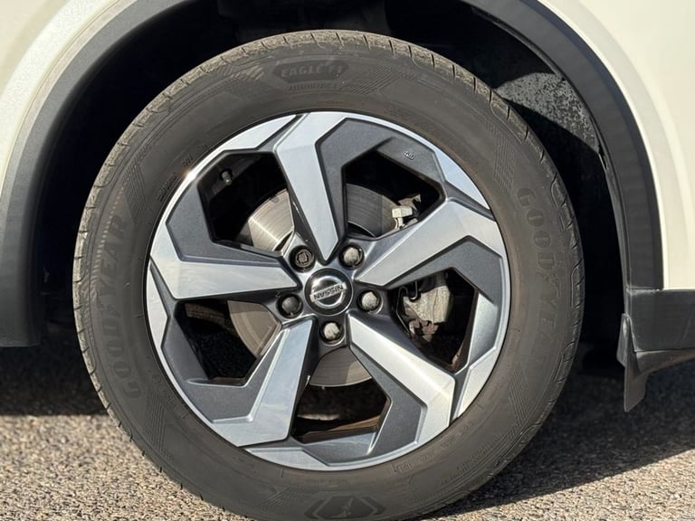 2021 Nissan Qashqai 1.3 DiG-T MH 158 N-Connecta 5dr 4WD Xtronic HATCHBACK PETROL Automatic