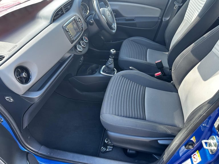 2019 Toyota Yaris 1.5 VVT-i Icon Tech Euro 6 5dr HATCHBACK Petrol Manual