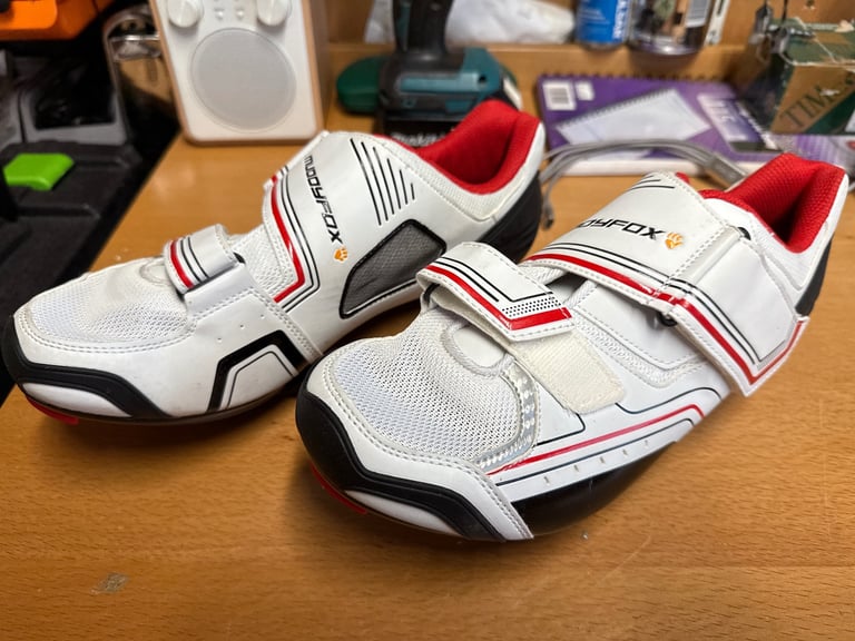 Brand new one Muddy Fox cycling shoes size uk 10