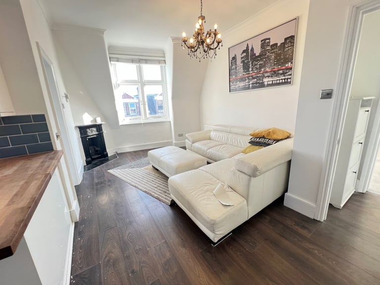 15 Minutes To Central London, 2 Bed Flat 