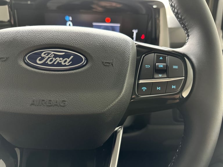 2025 Ford Transit Custom 300 SWB 2.0 Tdci Limited 136PS Van Diesel Manual