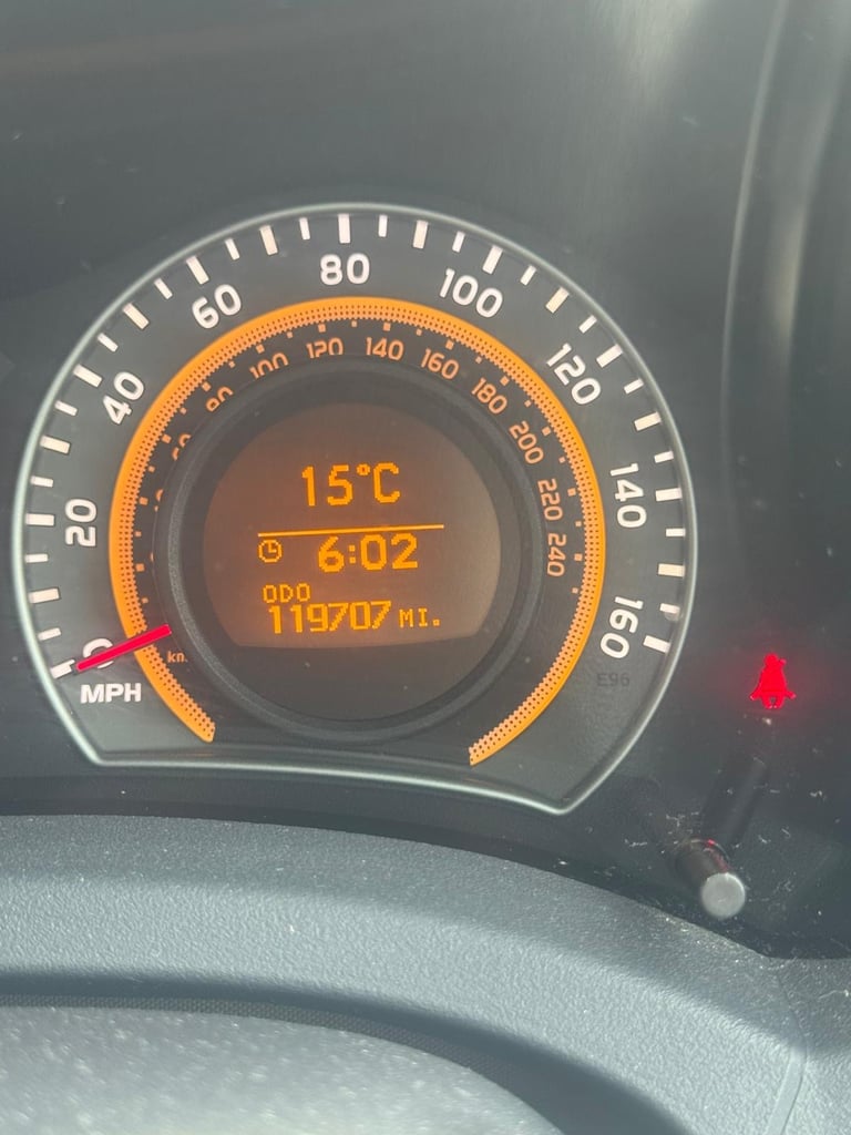 Toyota, AURIS, Hatchback, 2010, Manual, 1329 (cc), 5 doors