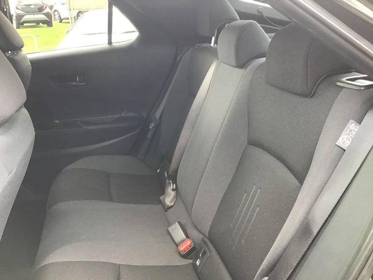 2024 Toyota C-HR 2.0 VVT 13.6kWh Design CVT Euro 6 (s/s) 5dr HATCHBACK Petrol/Electric Hybrid Aut...