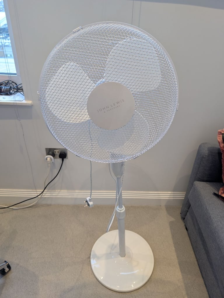 image for Pedestal (freestanding) fan 16"