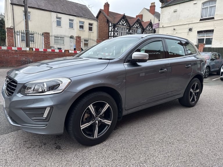 2016 Volvo XC60 D5 [220] R DESIGN Lux Nav 5dr AWD Geartronic ESTATE DIESEL Automatic