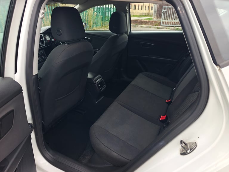 2013 SEAT Leon 1.2 TSI SE 5dr [Technology Pack] HATCHBACK Petrol Manual