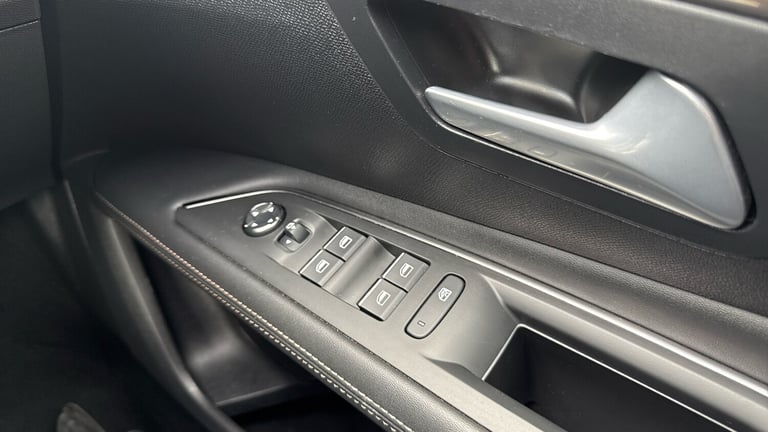 2020 Peugeot 3008 1.6 PureTech GT Premium SUV 5dr Petrol EAT Euro 6 (s/s) (180 ps) Hatchback Petr...