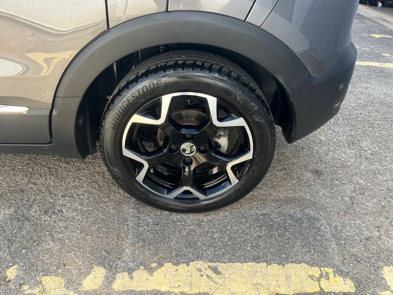 2022 Vauxhall Crossland Crossland 1.2T Ultimate 5dr Hatchback Petrol Automatic