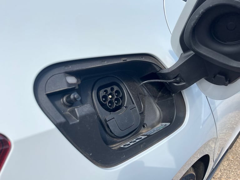  Cupra Born E Boost 59kwh V3 Hatchback 5dr Electric Auto 230 Ps Electric