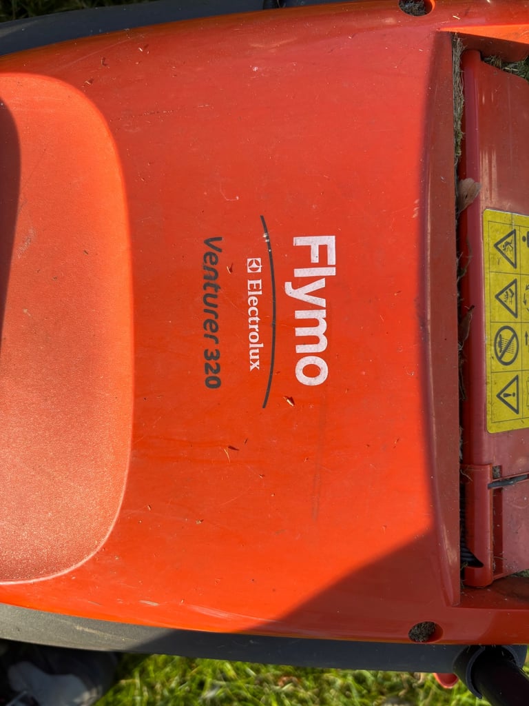 Flymo Venturer 320 Electric Lawnmower (Working) for parts / spares