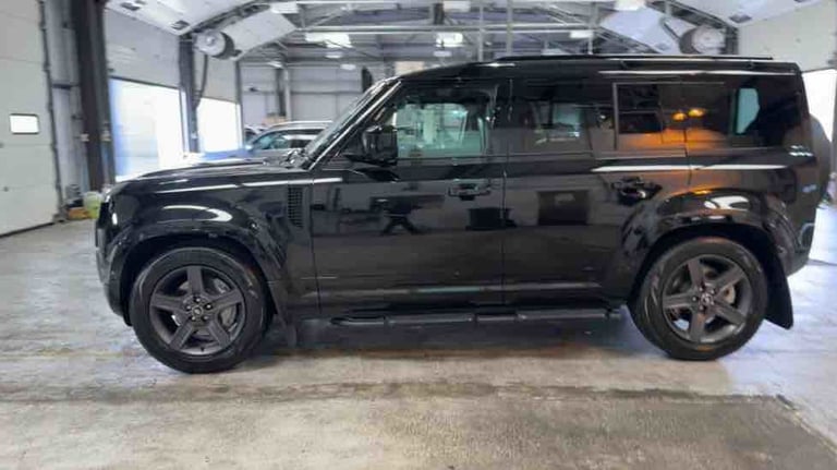 2025 Land Rover Defender 110 3.0 D350 MHEV X-Dynamic SE SUV 5dr Diesel Auto 4WD Euro 6 (s/s) (350...