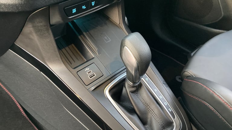 2025 Ford Puma 1.0 EcoBoost Hybrid mHEV ST 5dr DCT HATCHBACK PETROL Automatic