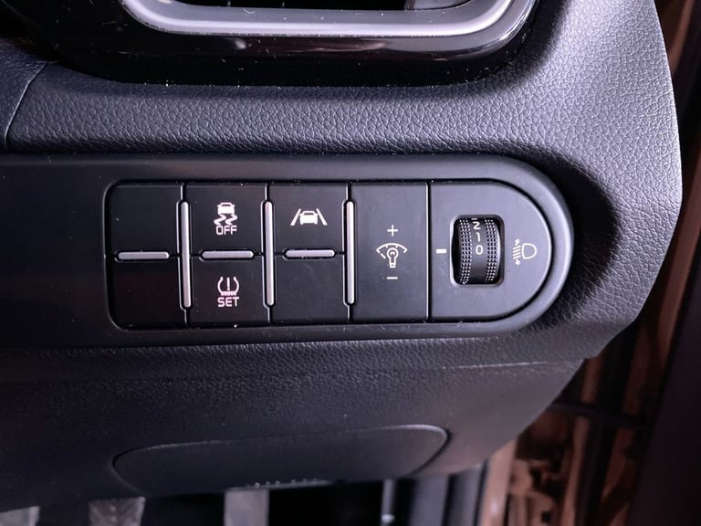 2023 72 KIA CEED 1.5 T-GDI 3 HATCHBACK 5DR PETROL MANUAL EURO 6 (S/S) (158 BHP)