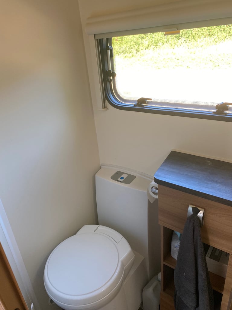 2017 Bailey pursuit 570/6