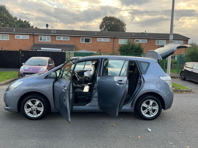 2010 Toyota Verso 1.6 V-matic TR 5dr MPV Petrol Manual