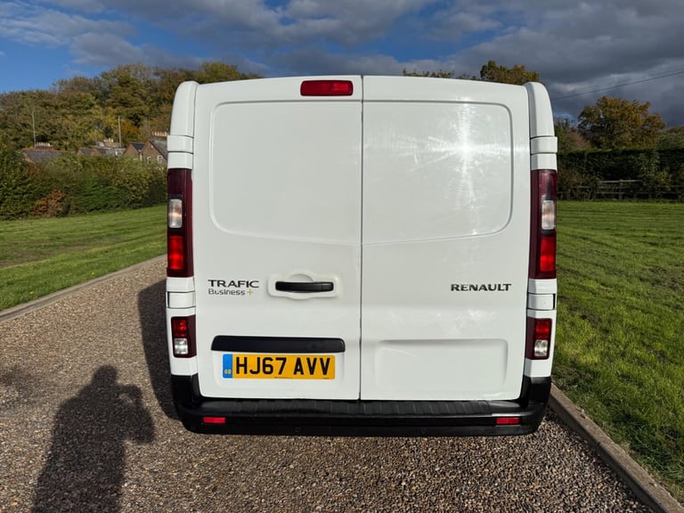 2017 Renault Trafic SL27 dCi 120 Business+ Van PANEL VAN DIESEL Manual