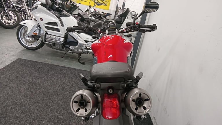 YAMAHA MT-03 ** MOT SEPTEMBER 2026 - HAND GUARDS - STANDARD SPEC ** 