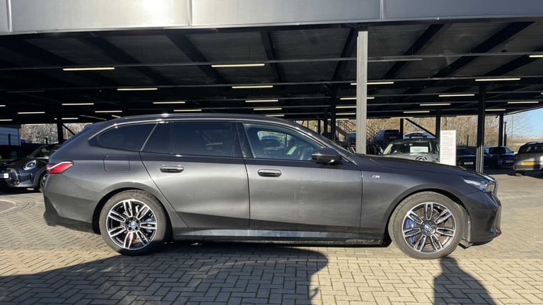 2024 BMW i5 250kW eDrive40 M Sport 84kWh 5dr Auto Estate Electric Automatic