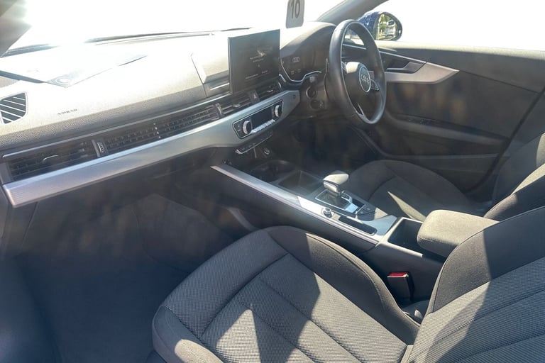  Audi A4 Saloon 2.0 Tfsi 35 Technik Saloon 4dr Petrol S Tronic Euro 6 s/s 150 Ps