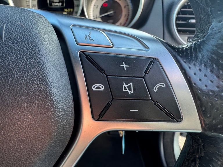 2012 Mercedes-Benz C-Class C180 BlueEFFICIENCY Sport 5dr Auto ESTATE Petrol Automatic