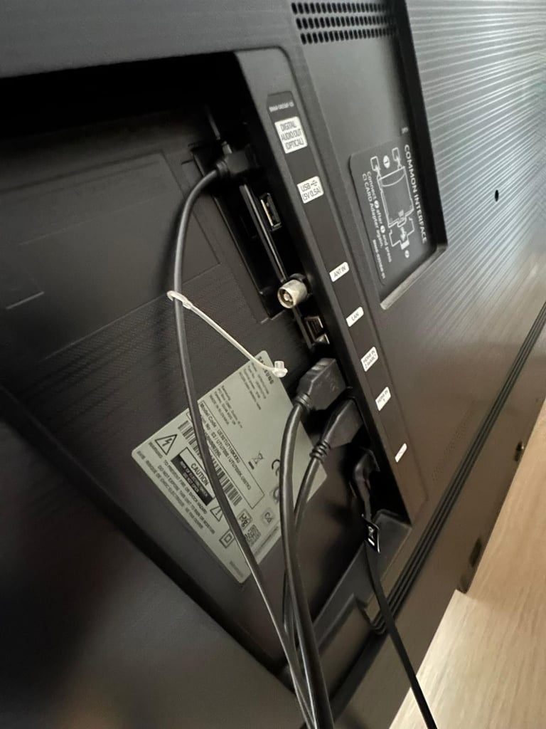 image for Samsung 50&quot; LED TV (2020 model) - Excellent Condition - Pickup: Central London