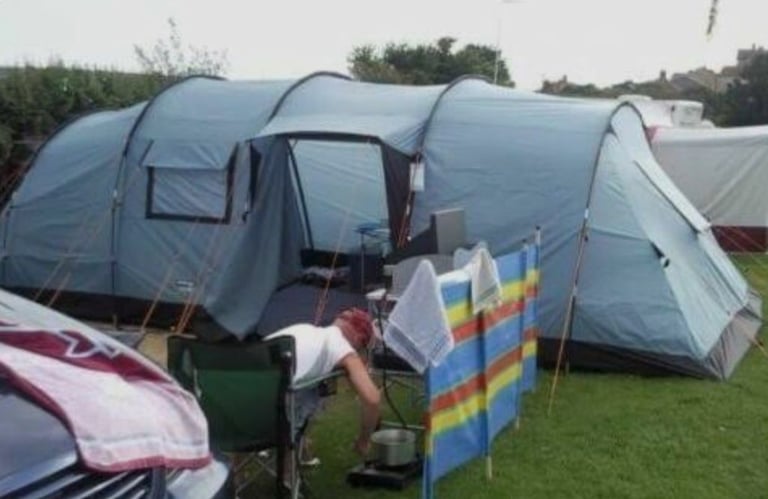 Vango 8 Man Tent / Vango Albany 800 Tent / good condition 