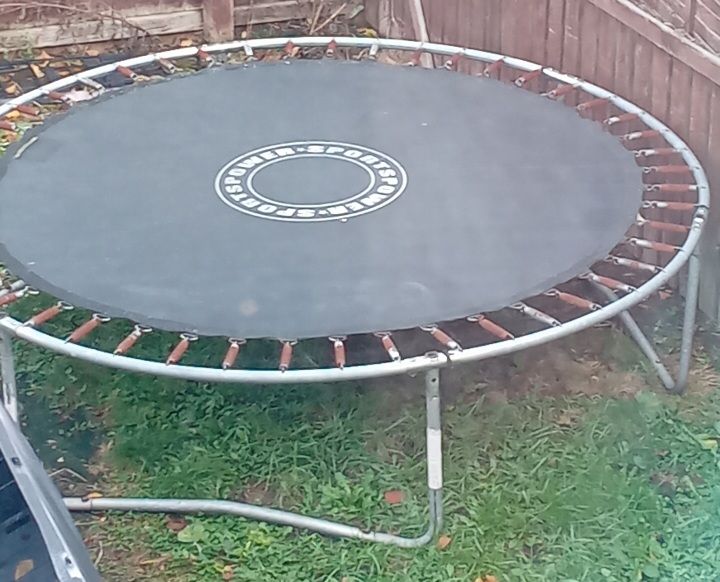 FREE TRAMPOLINE OR SCRAP METAL 