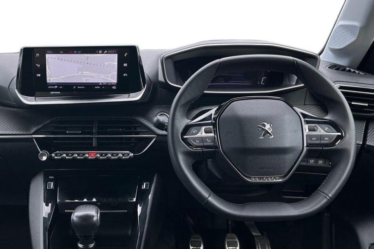  Peugeot 208 1.2 Puretech Allure Premium  Plus Hatchback 5dr Petrol Manual Euro