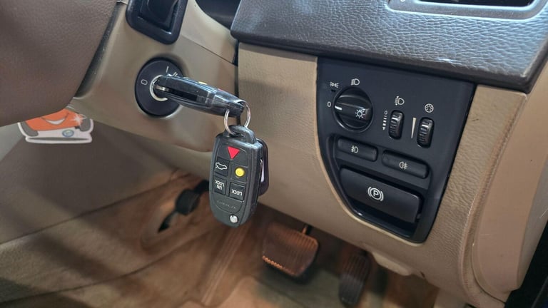 2009 Volvo XC90 2.4 D5 SE Volvo Ocean Race Geartronic AWD 5dr ESTATE Diesel Automatic