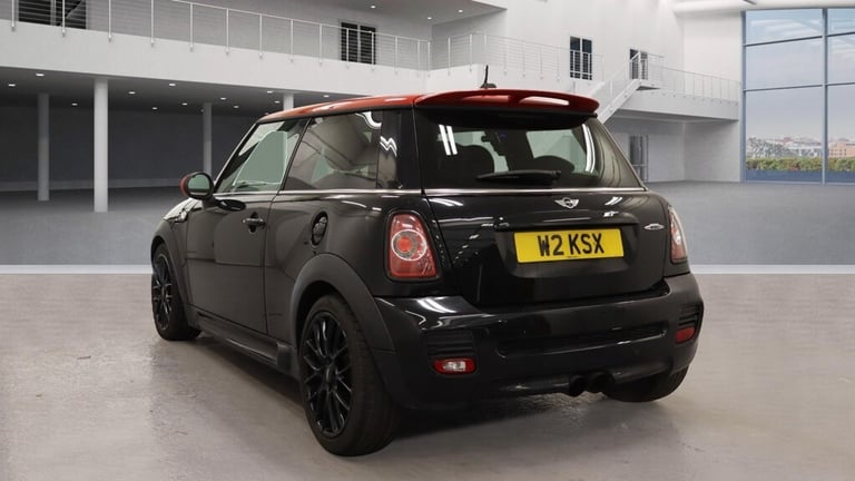 2013 MINI Hatch 2013 63-Reg Mini Cooper S ''John Cooper Works'' Chilli Pack,XENONS,211bhp HATCHBA...