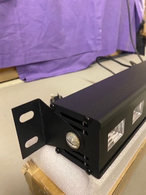 UV Mini Batten 9 LED Bar Light - BOXED NEW - ONLY £40