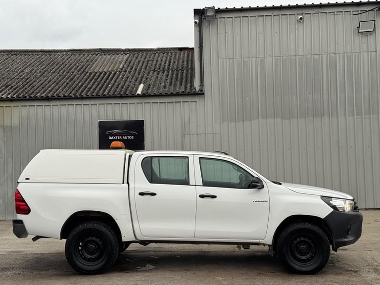 2019 Toyota Hilux Active D/Cab Pick Up 2.4 D-4D PICK UP DIESEL Manual