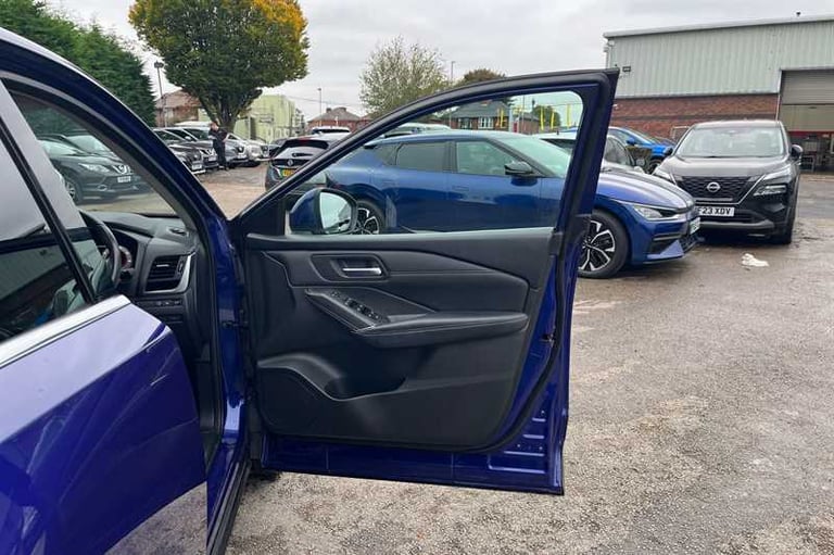 2022 Nissan Qashqai 1.3 DIG-T MH N-CONNECTA 5DR Hatchback Petrol Manual