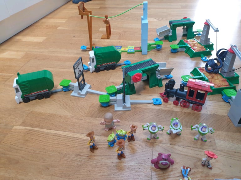 Toy story action links 