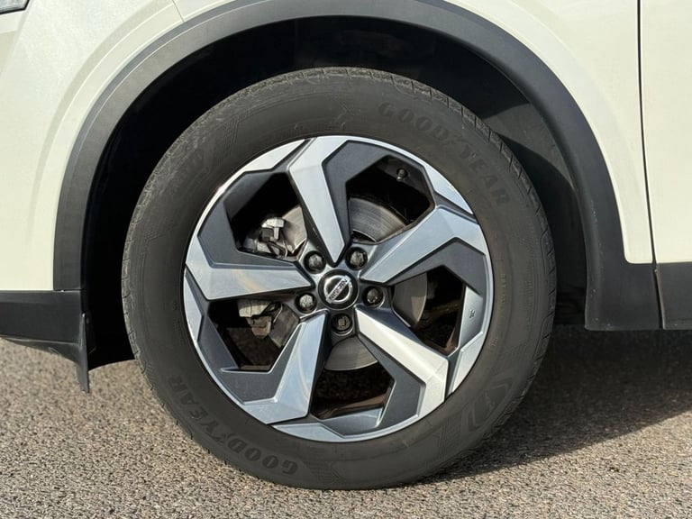 2021 Nissan Qashqai 1.3 DiG-T MH 158 N-Connecta 5dr 4WD Xtronic HATCHBACK PETROL Automatic